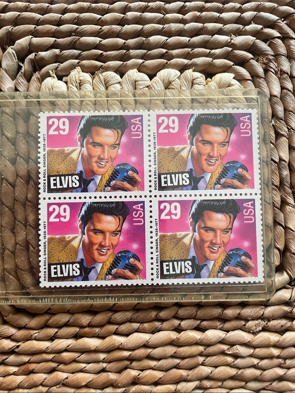 💕ELVIS 29 cent Stamp from 1993